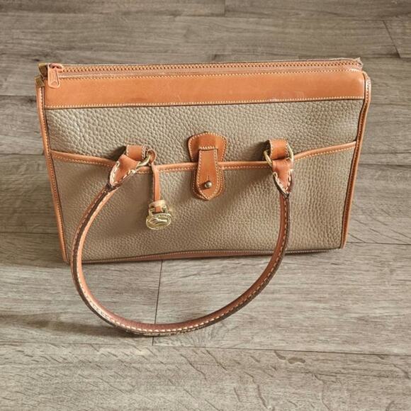 DOONEY & BOURKE Vintage Tan and Camel/Grey Tote - Picture 2 of 13